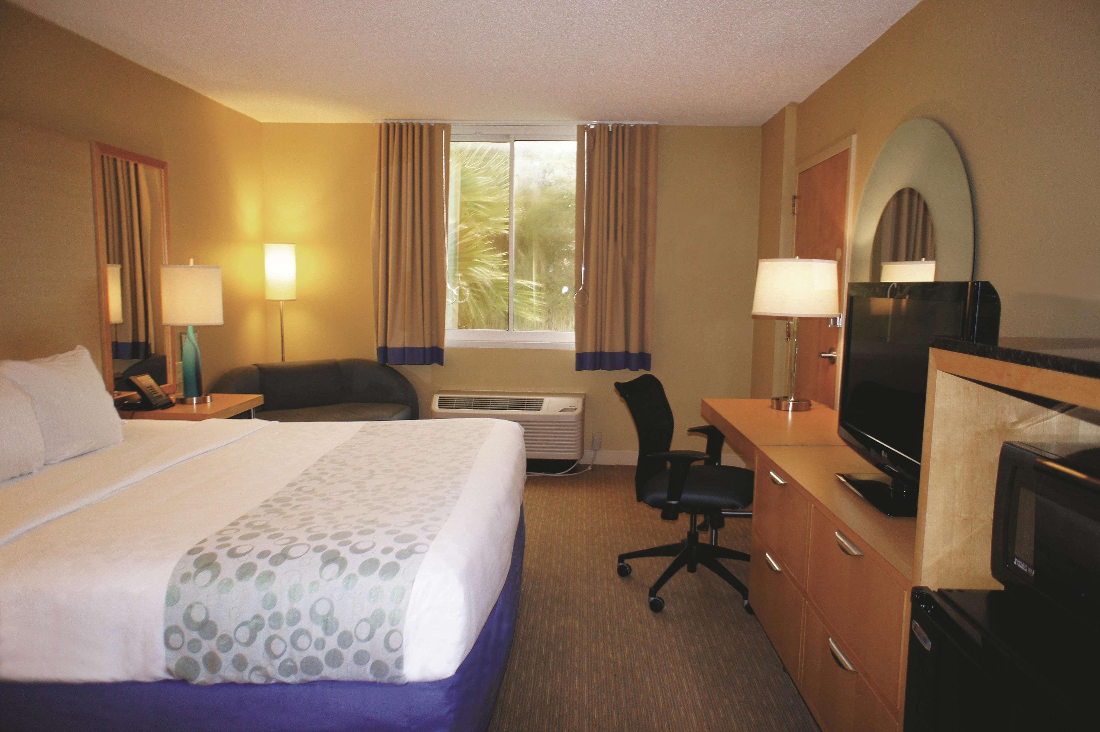 La Quinta By Wyndham Sarasota Downtown Hotel Exterior foto