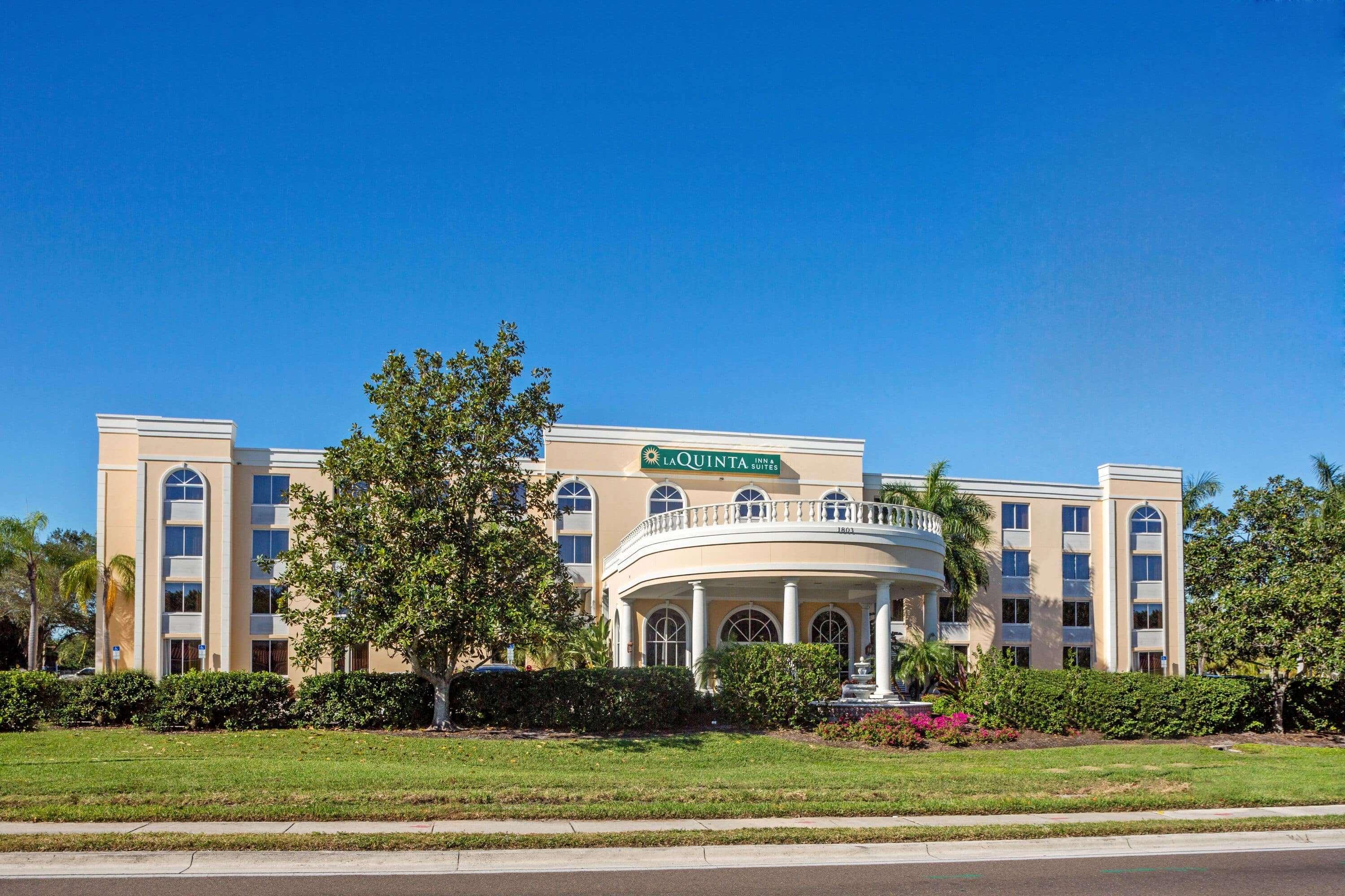 La Quinta By Wyndham Sarasota Downtown Hotel Exterior foto